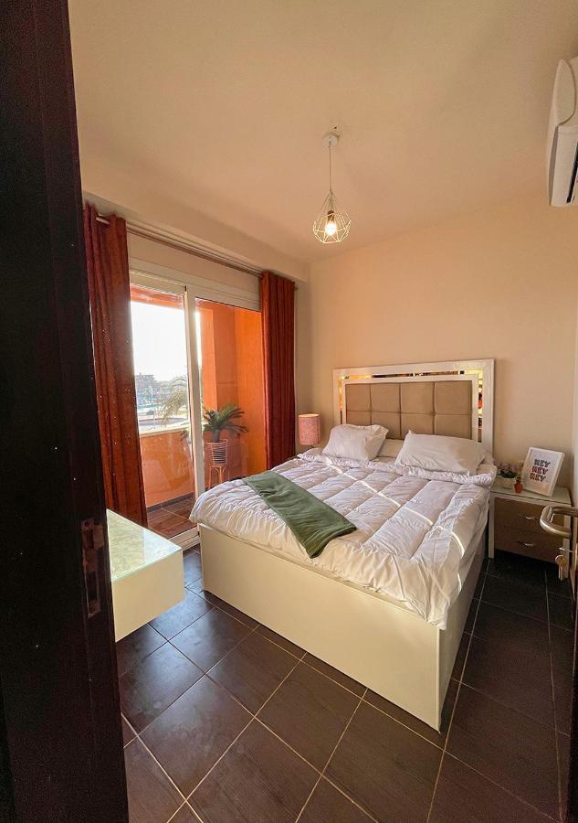 Fully Equipped Apartments Pool & Mountains View In Porto Sharm Resort ภายนอก รูปภาพ